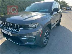 جیپ گراند شیرۆکی